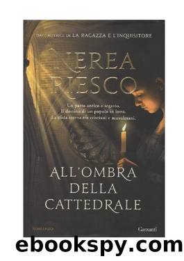 All'ombra della cattedrale by Nerea Riesco